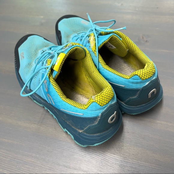 On Cloud X Sneaker - Picture 4 of 6